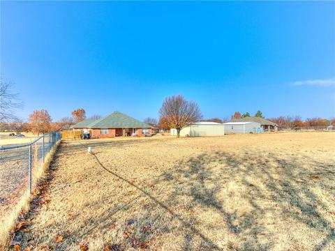 861 Bob White Rd, Tuttle, OK 73089 photo 4