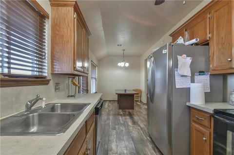 406 Timberidge Rd, Harrah, OK 73045 photo 5