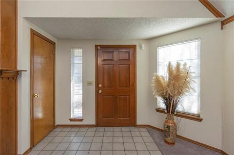 2111 Parkview Dr, Moore, OK 73170 photo 5
