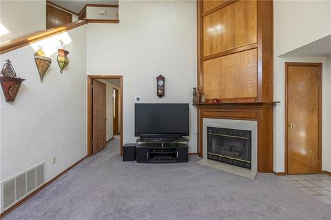 2111 Parkview Dr, Moore, OK 73170 photo 9