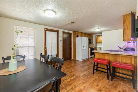 2111 Parkview Dr, Moore, OK 73170 photo 11
