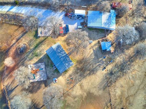 18306 Fishmarket Rd, Mcloud, OK 74851 photo 5