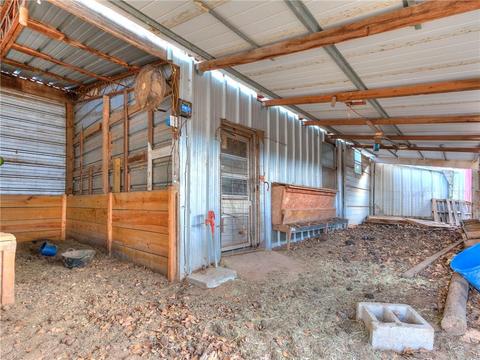 18306 Fishmarket Rd, Mcloud, OK 74851 photo 11