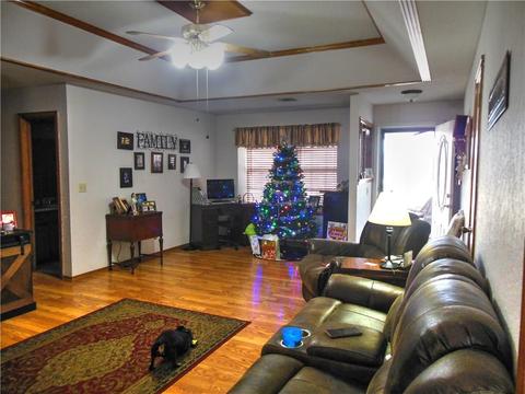 34 Shady Grove Rd, Mcloud, OK 74851 photo 5