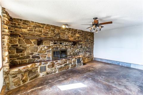 721 E Broadway St, Thomas, OK 73669 photo 4