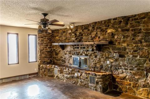 721 E Broadway St, Thomas, OK 73669 photo 5