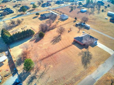 8 Brisco Dr, Tuttle, OK 73089 photo 6