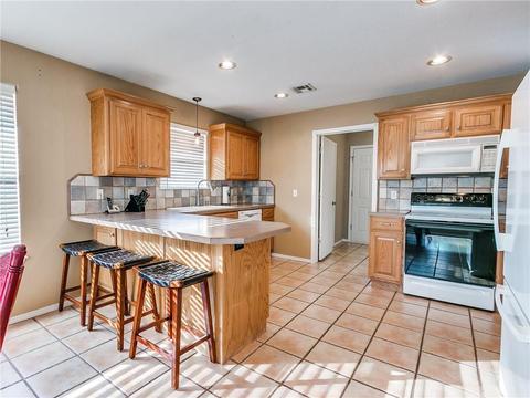 8 Brisco Dr, Tuttle, OK 73089 photo 15