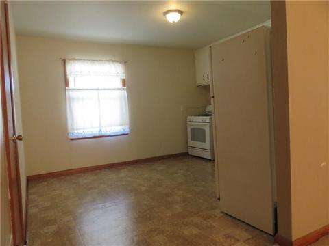 1121 E Chestnut St, Altus, OK 73521 photo 11