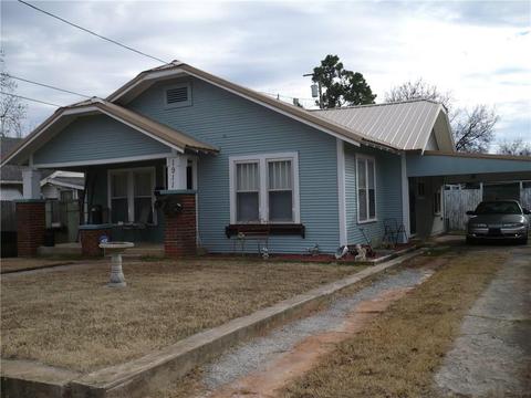 1911 E 10th St, Shawnee, OK 74801 photo 4