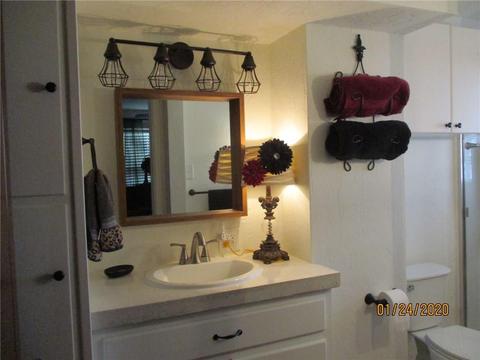 311 E Mansur Ave, Guthrie, OK 73044 photo 7