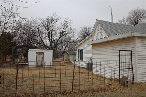 409 E Means, Rocky, OK 73661 photo 6