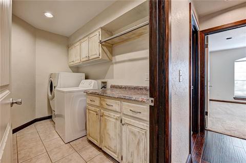 1925 Foxfire Rd, Edmond, OK 73003 photo 28