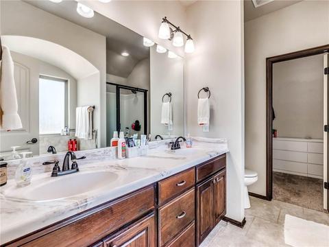 2022 E Rock Creek Rd, Tuttle, OK 73089 photo 18