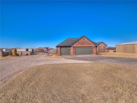 2022 E Rock Creek Rd, Tuttle, OK 73089 photo 3