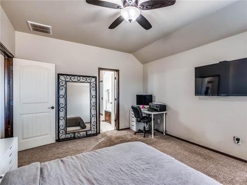 2022 E Rock Creek Rd, Tuttle, OK 73089 photo 17