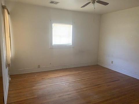 304 E Walnut St, Altus, OK 73521 photo 7