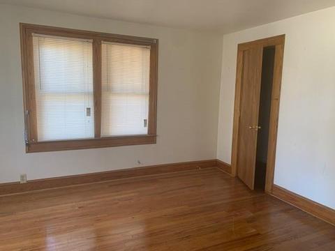 304 E Walnut St, Altus, OK 73521 photo 3