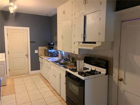 414 E 6th St, Hydro, OK 73048 photo 4