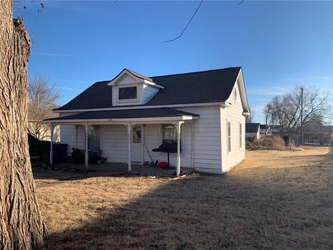 414 E 6th St, Hydro, OK 73048 photo 1