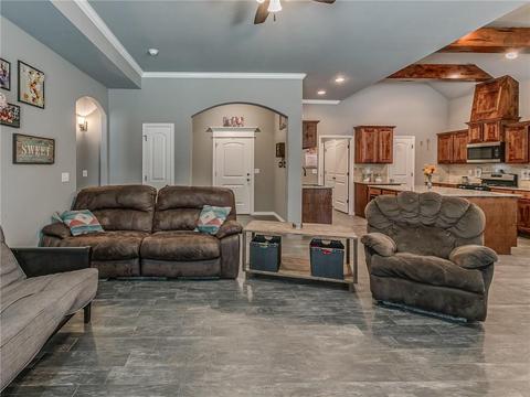 249 Timber Ln, Harrah, OK 73045 photo 7
