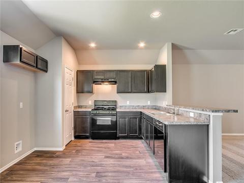 9912 Jackrabbit Rd, Yukon, OK 73099 photo 5