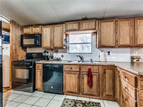 2095 E Sooner Rd, Tuttle, OK 73089 photo 8