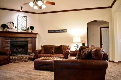 1201 Abraham Dr, Tuttle, OK 73089 photo 5
