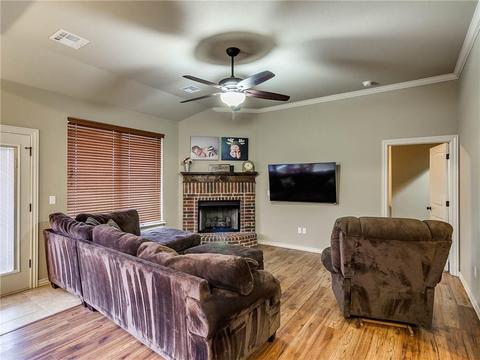 20680 Frontier Pl, Harrah, OK 73045 photo 4