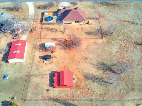 850 Oaklawn Dr, Tuttle, OK 73089 photo 4