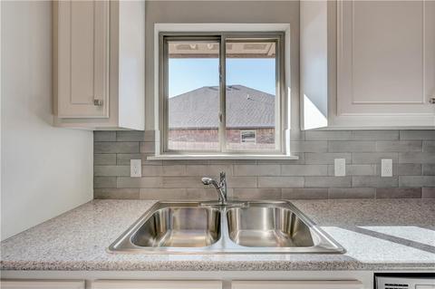 2000 Tyler Dr, Norman, OK 73071 photo 12