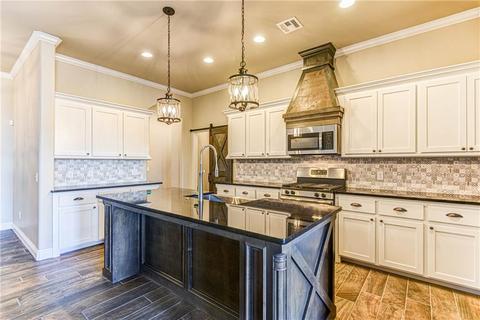 2601 NE 16th St, Moore, OK 73160 photo 10