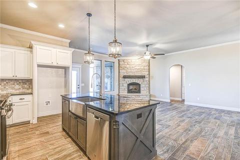 2601 NE 16th St, Moore, OK 73160 photo 14
