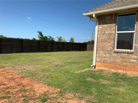 2001 Edgewater Dr, Moore, OK 73160 photo 17