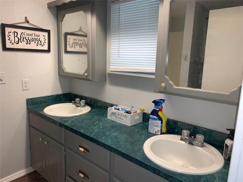 112 Burke St, Broken Bow, OK 74728 photo 9