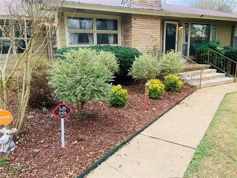 309 S Bock St, Broken Bow, OK 74728 photo 1