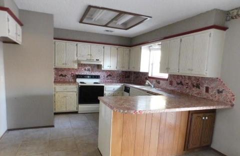 2 Fawn Ln, Mcloud, OK 74851 photo 4