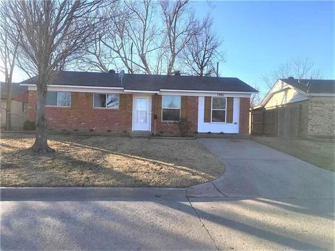 1901 N Divis Ave, Bethany, OK 73008 photo 1
