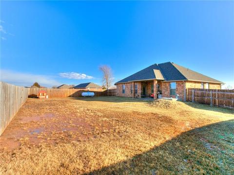 986 Garden Rd, Tuttle, OK 73089 photo 5