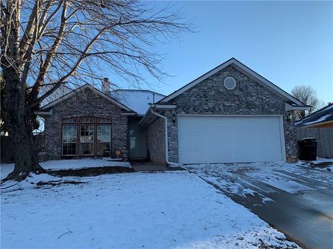 540 Fire Light Dr, Moore, OK 73160 photo 1