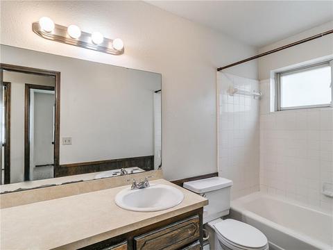 1017 Juno Cir, Edmond, OK 73003 photo 14