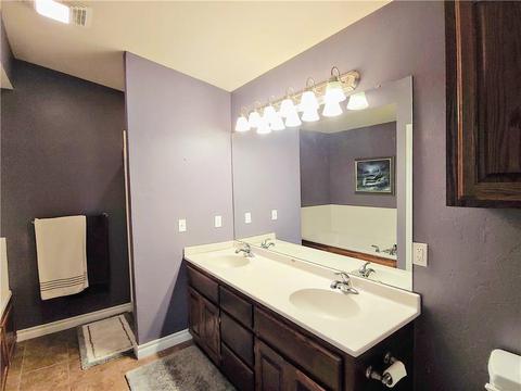 3021 White Tail Dr, Altus, OK 73521 photo 17