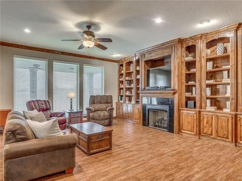 1815 N Sara Rd, Tuttle, OK 73089 photo 6