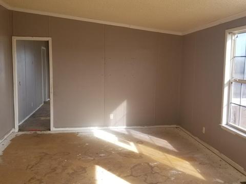 102 Shadow Ridge Dr, Mcloud, OK 74851 photo 2