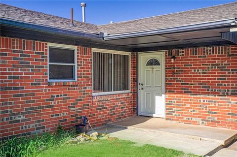 908 W Edwards St, Eldorado, OK 73537 photo 3