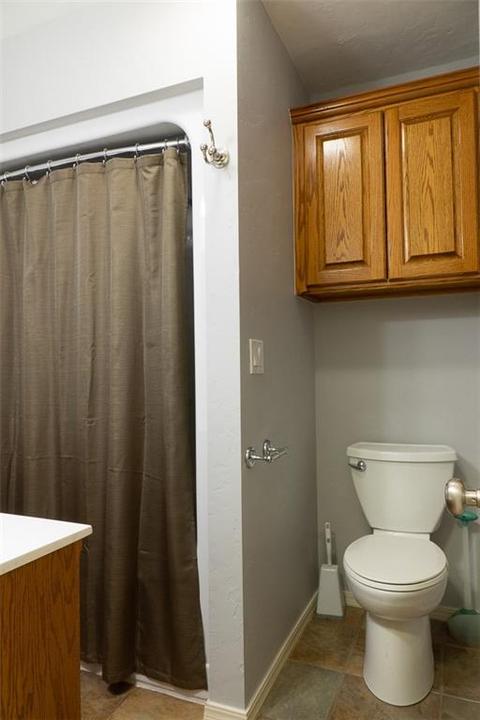 2209 S Harrah Rd, Harrah, OK 73045 photo 23