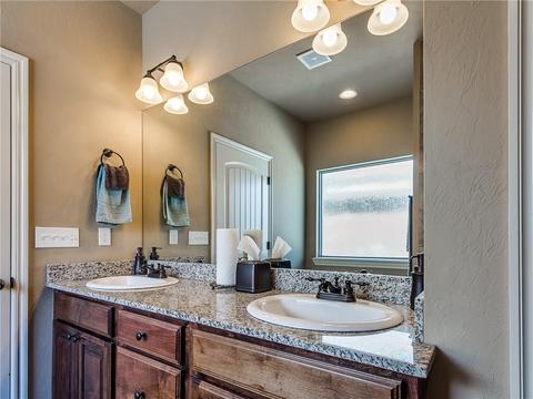 20551 Frontier Ave, Harrah, OK 73045 photo 16