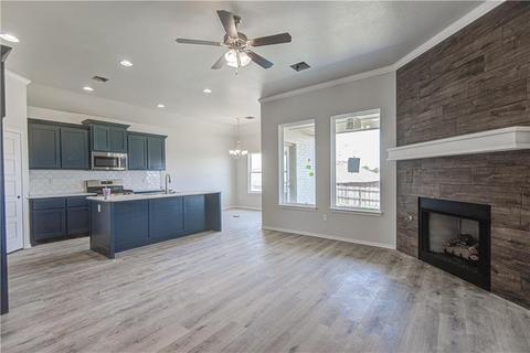 2233 Fallview Dr, Edmond, OK 73034 photo 11