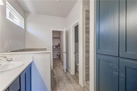 2233 Fallview Dr, Edmond, OK 73034 photo 9