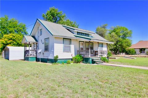 623 S Magnolia, Erick, OK 73645 photo 2